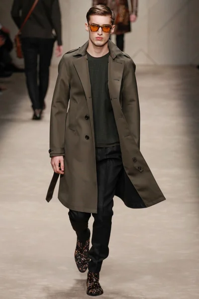Look 28